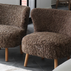 Fauteuil en peau de mouton de laine Taupe foncé - Pieds en chêne massif