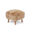 Pouf en peau de mouton à longs poils couleur miel - Pieds en chêne massif
