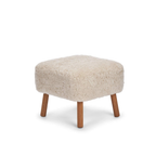 Pouf en peau de mouton de Nouvelle-Zélande coloris perle - Pieds en chêne massif