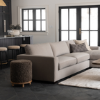 Pouf rond en laine et peau de mouton, couleur taupe – Piètement en chêne massif