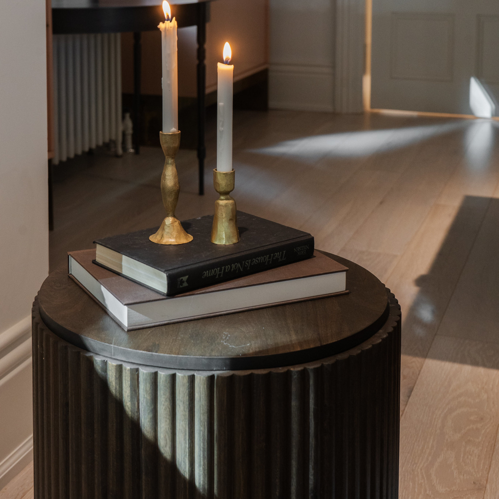 Table d'appoint en bois de manguier massif brun expresso - Base cannelée, couvercle amovible